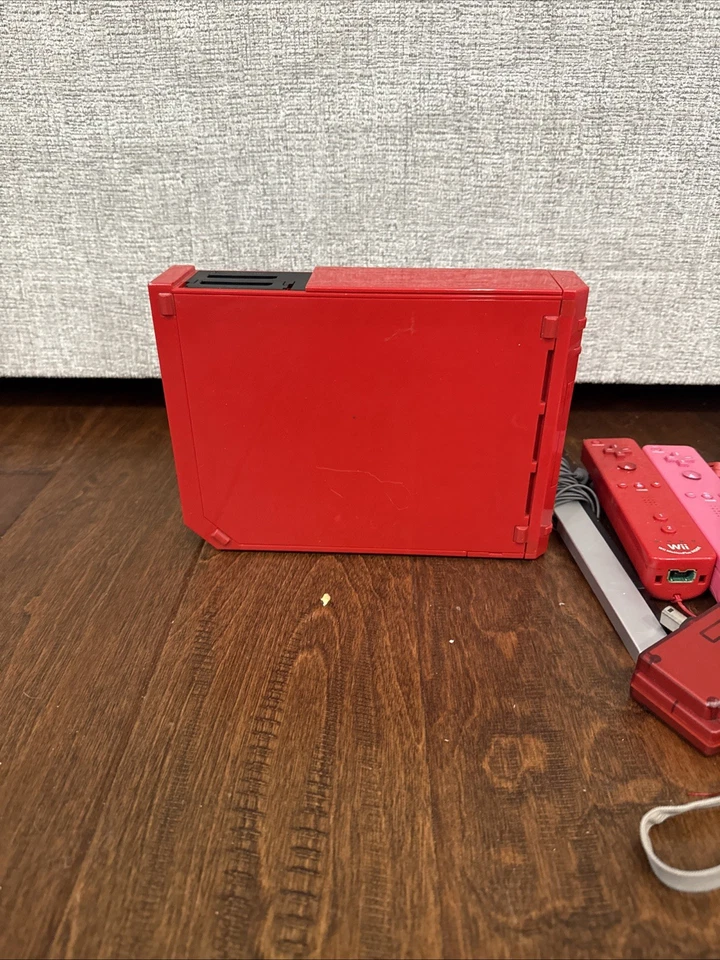 Nintendo Wii Limited Edition RED Video Game Console Home System  RVL-001 - Image 2 of 4