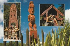 Postcard Maori villagers in traditional dress, Carvings Hawaii