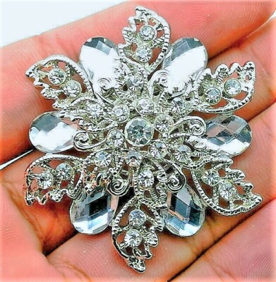 Amazing Swirl SNOWFLAKE Flower Elegant Vintage Inspire CHRISTMAS Brooch White