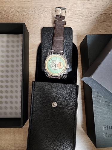 Studio Underdog Mint Choc Chip GEN 3 Watch New Full set Unworn Underd0g