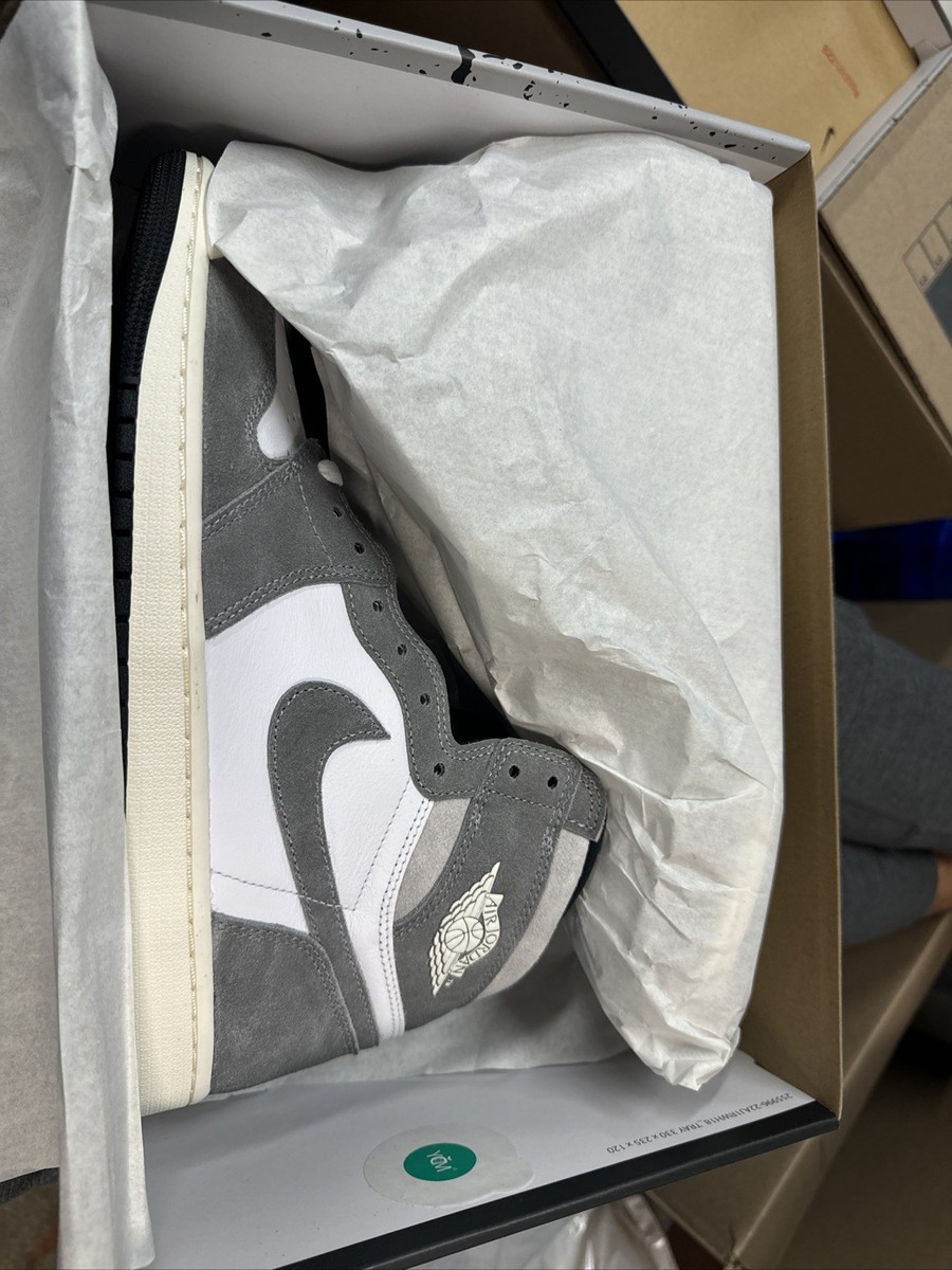 Air Jordan 1 Retro OG High Washed Black Sneakers Size 10.5  display picture 1
