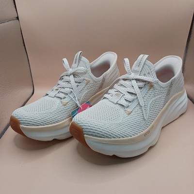 NEW Sketchers Womens Slip-In D'Lux Vapor Running Shoes-Natural Size 7.5 US