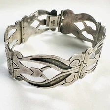 VTG Mexican Sterling Silver Iguala Mexico Bracelet Indigenous Folk Design 40s
