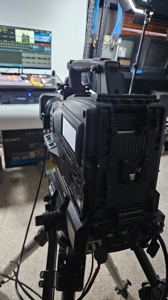 Sony PMW-320K w/ Fujinon XS16x5.8A‑XB8 Lens, 202hrs XDCAM EX, 1/2" 3CMOS, SxS - Image 2 of 4