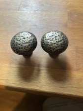 Smallbone kitchen knob in gold/pewter finish