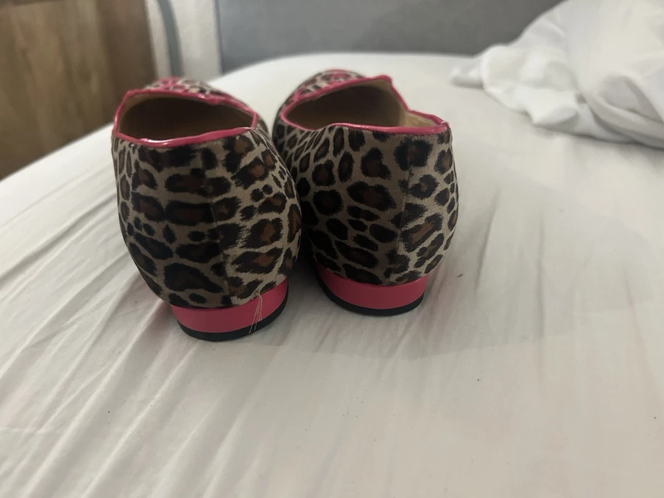 Pisos de ballet Charlotte Olympia x Barbie para niñas, talla 36,5, Pink Kitty PVP $425 Foto 4 de 4