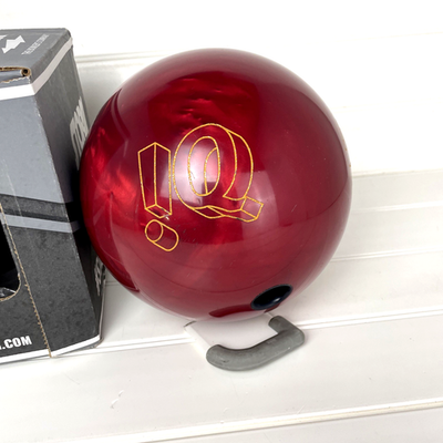 Storm IQ Tour Ruby Bowling Ball 15 lbs 4 oz Right Hand Single