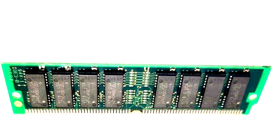 8MB CELESTICA CL001D02325B0EJ-60 2M X 32 60NS 5.0V V3B4 72-PIN NON-ECC EDO RAM - Image 2 of 2
