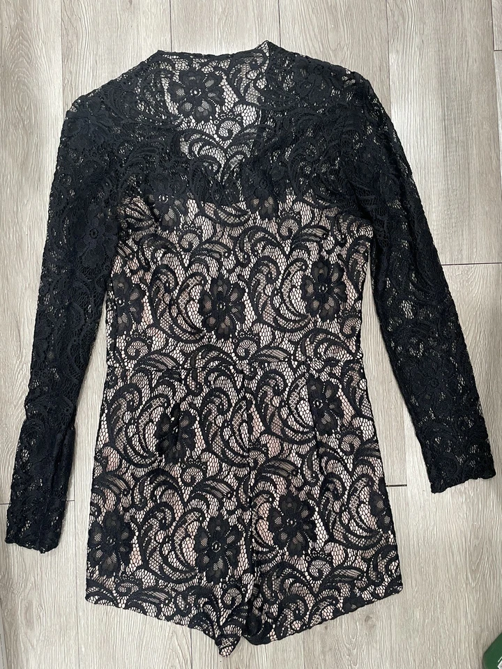 Mameluco Dolce Vita Clarice elástico floral de encaje en negro Foto 3 de 3