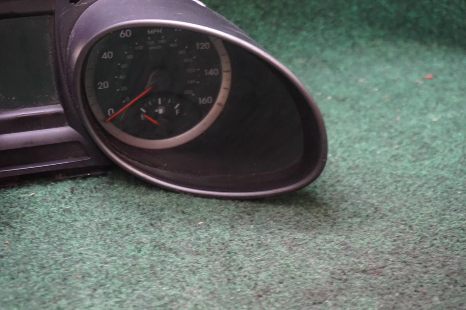 Комплект датчиков спидометра 2015 HYUNDAI SANTA FE от оригинального производителя 177 000 миль 940114Z300 - Изображение 3 из 4