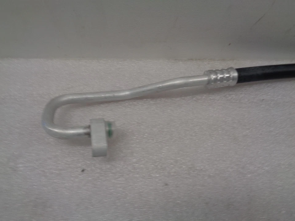 2001-2005 Toyota RAV4 A/C Refrigerant Discharge Hose Line AFTERMARKET AK2404255 - Image 2 of 4