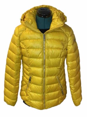 GUESS Puffer Jacket Women's Medium Mid-Weight Hooded Yellow New With Tags