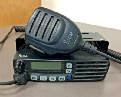 ICOM IC-F6021, UHF, 400-470 MHz, 128 CH, 45 W, Mount and Mic