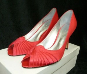 cerise shoes for wedding