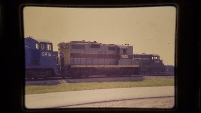 XTU20 35MM Train Slide ENGINE LOCOMOTIVE RR CR CONRAIL 7478 OLD EL 1978