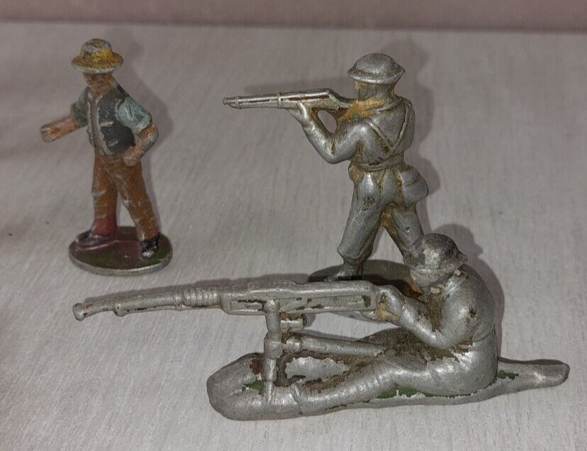 Figurine Motard Militaire Metallix Quiralu Avec Fusil, WW2, Aluminium, France 1950