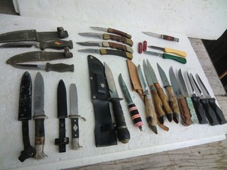 konvolut 24 gebrauchte jagd und taschenmesser