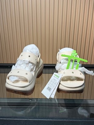 crocs mega crush sandal womens 7us
