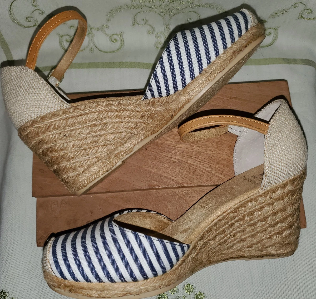 White Mountain Striped Wedge Sandals for Women for sale | eBay display picture 1