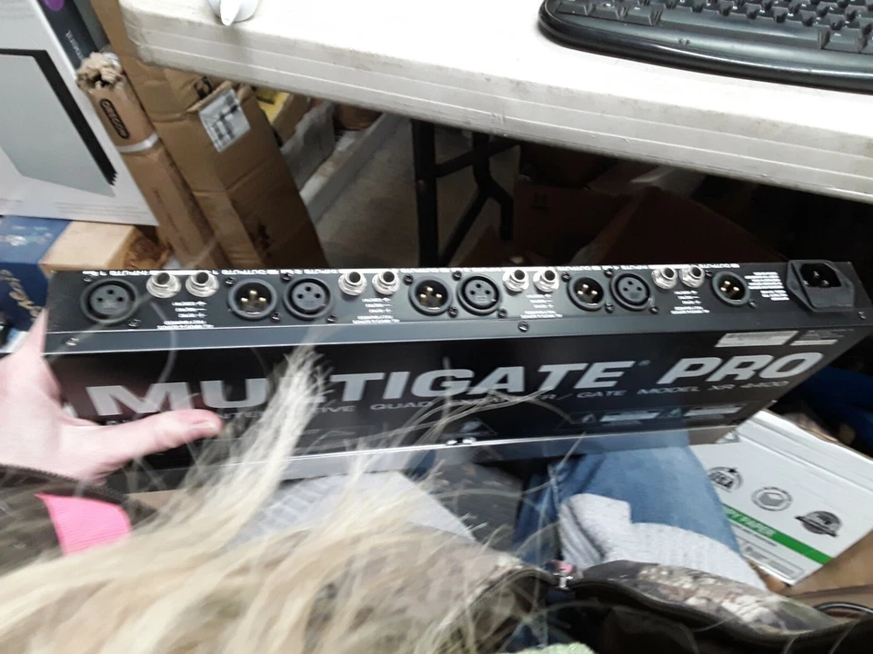 BEHRINGER MULTIGATE PRO XR4400 4-Ch Audio Interactive Quad Expander NO CORDS - Image 3 of 3