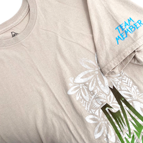VOLCANO BAY Universal Studios Adult Sz XL Beige Short-Sleeve Team Member T-Shirt