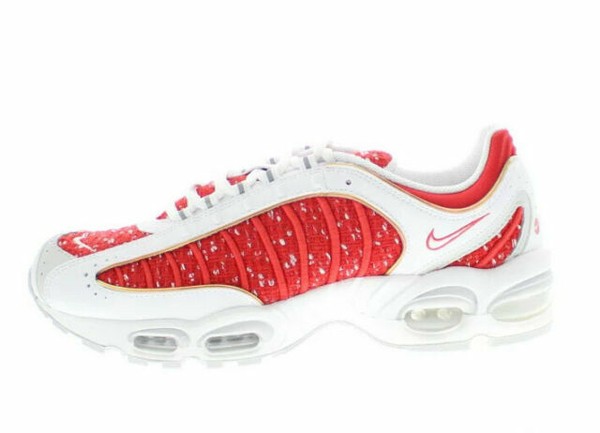 nike air max tailwind 4 supreme white