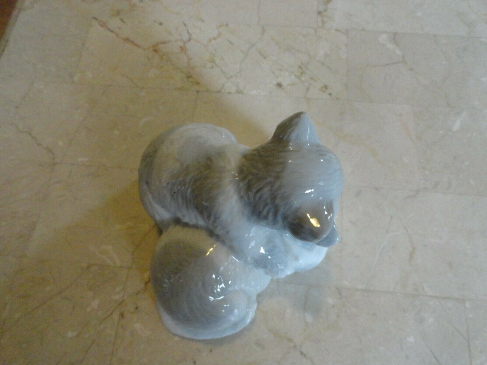 Picture 4 of 5