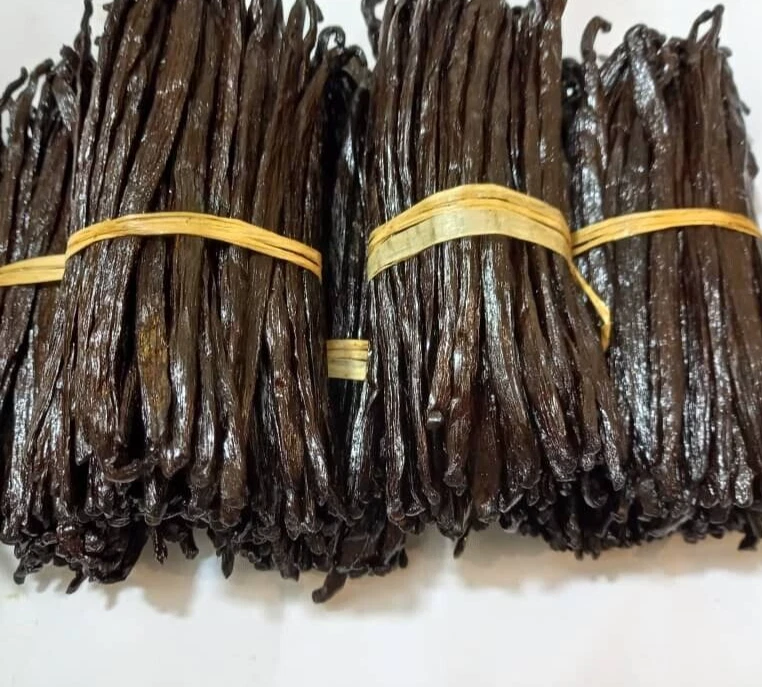 50 Whole Vanilla Beans, 6-8" Inches, Vanilla Beans For Vanilla Extract & Baking - Image 2 of 4