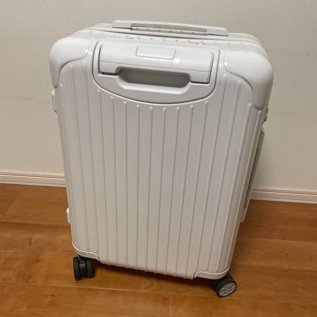 メンテナンス修理済み　RIMOWA ESSENTIAL Cabin S 34L Rimowa Essential Cabin S 34L White 4-wheels Carry Case Suitcase