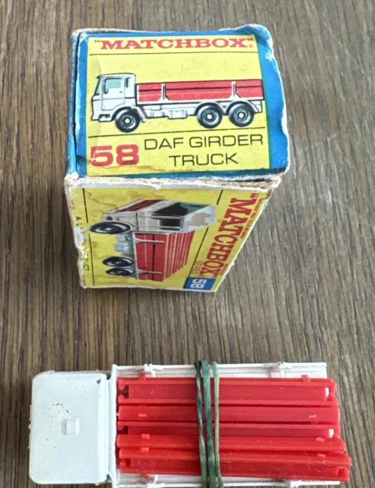 LESNEY MATCHBOX SERIES, 1968, NEW MODEL #58 D.A.F. GIRDER TRUCK, NEW IN BOX Engl - Image 3 of 4
