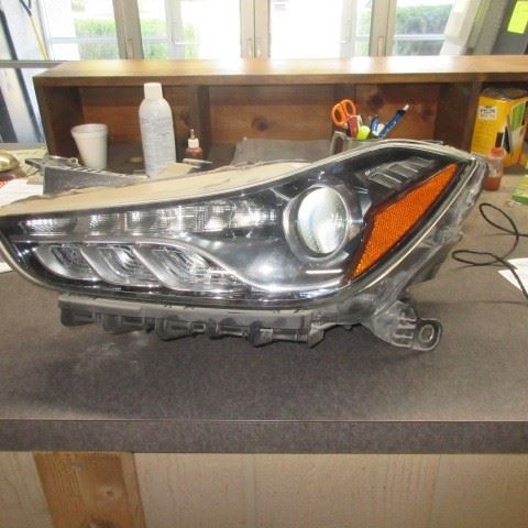 Maserati Ghibli 2017 Left Headlight