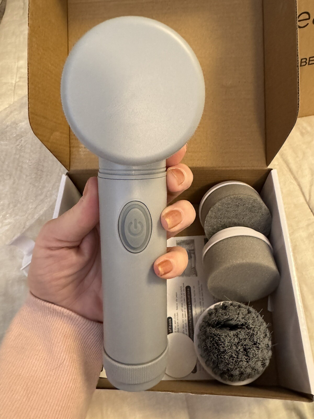 Electric Spin Scrubber Cordless Cleaning Brush with 7 Replaceable Brush Heads