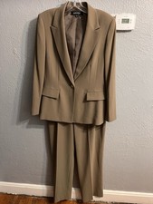 Women Kasper Beigish Greenish Color Pant suit size 14