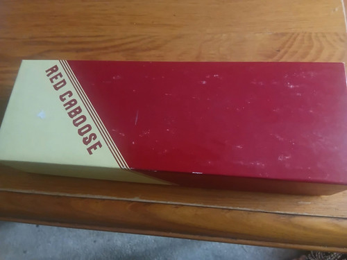 Roter Dienstwagen.  Spur H0.  100623.  40' STAHLUMMANTELTER BOXCAR.  LESUNG | Condition: New