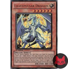 Yugioh Lichtpulsardrache SDDC-DE001 Ultra Rare 1. Auflage NM