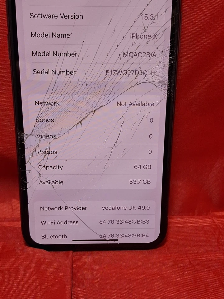 Apple iPhone x 64GB, Grey, Unlocked Cracked Front And Back  - Image 3 of 4