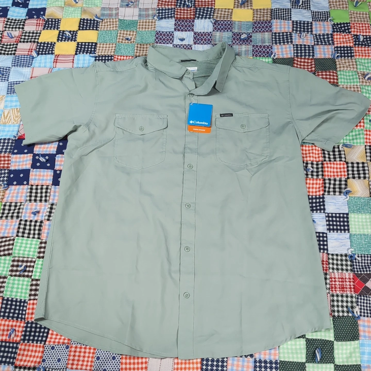 Columbia 2XL Short Sleeve Omnishade Sage Green Shirt Fishing Hiking NWT