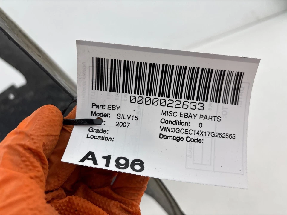 2004-2007 Chevrolet Silverado 1500 Front Left Inner Fender Liner OEM - Image 4 of 4