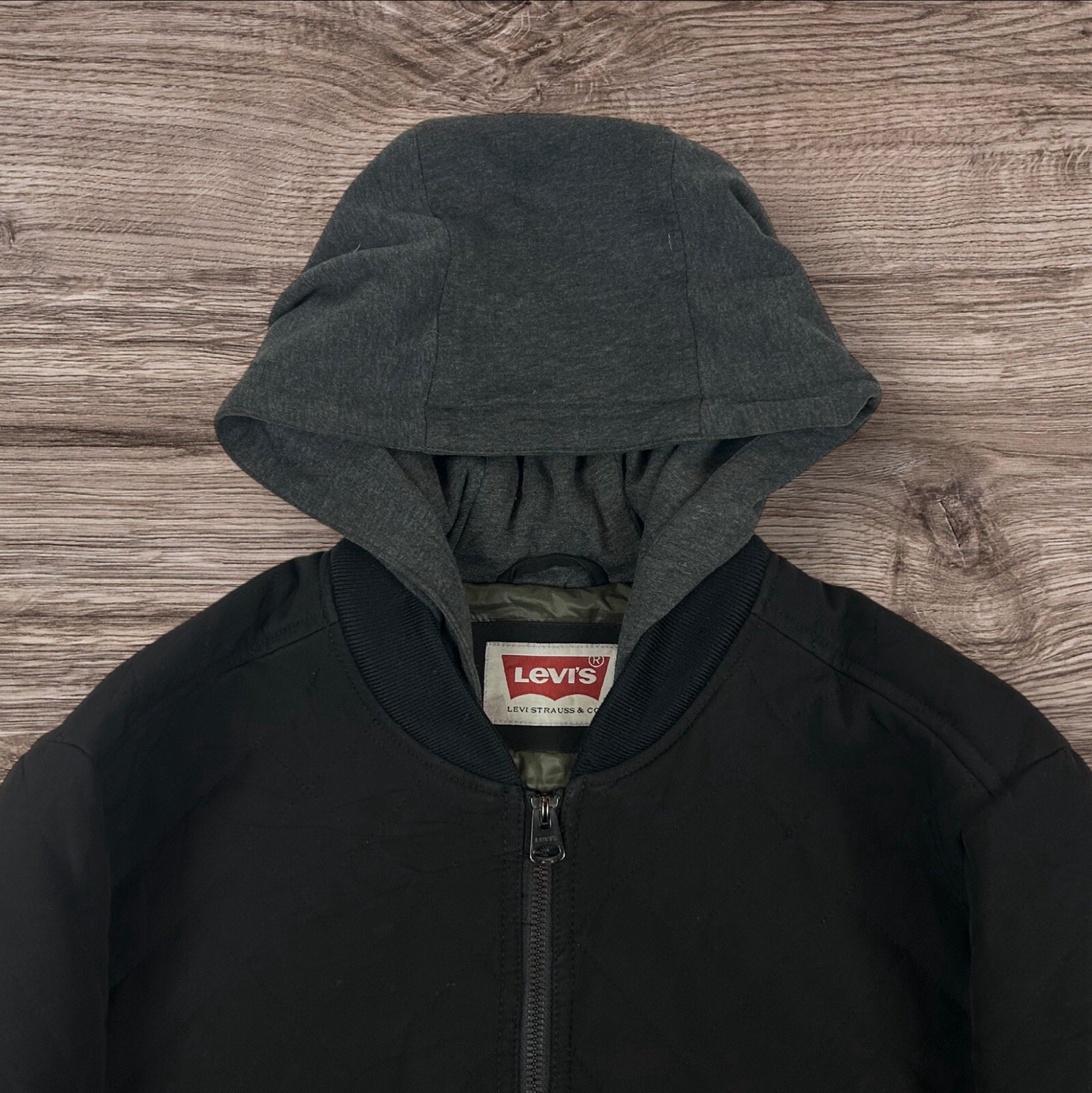 Levi’s Jacket Quilted Soft Shell Flight Bomber Bl… - image 2