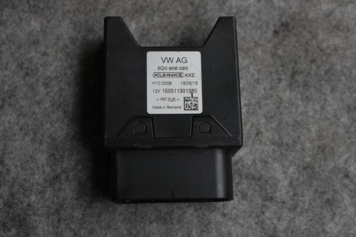 Org Audi A3 8V TT 8S Steuergerät Kraftstoffpumpe 5Q0906093 Golf 7 Passat 3G B8