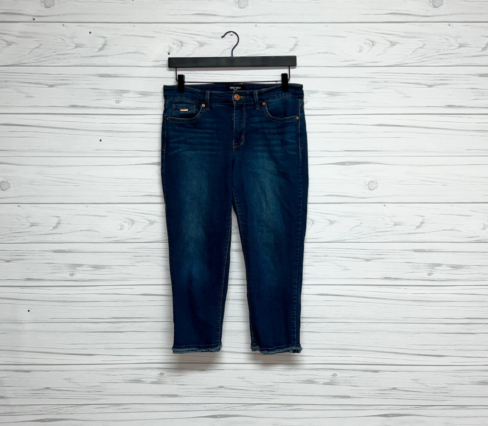 Nine West jeans womens size 6 capri slim blue dark wash mid rise stretch