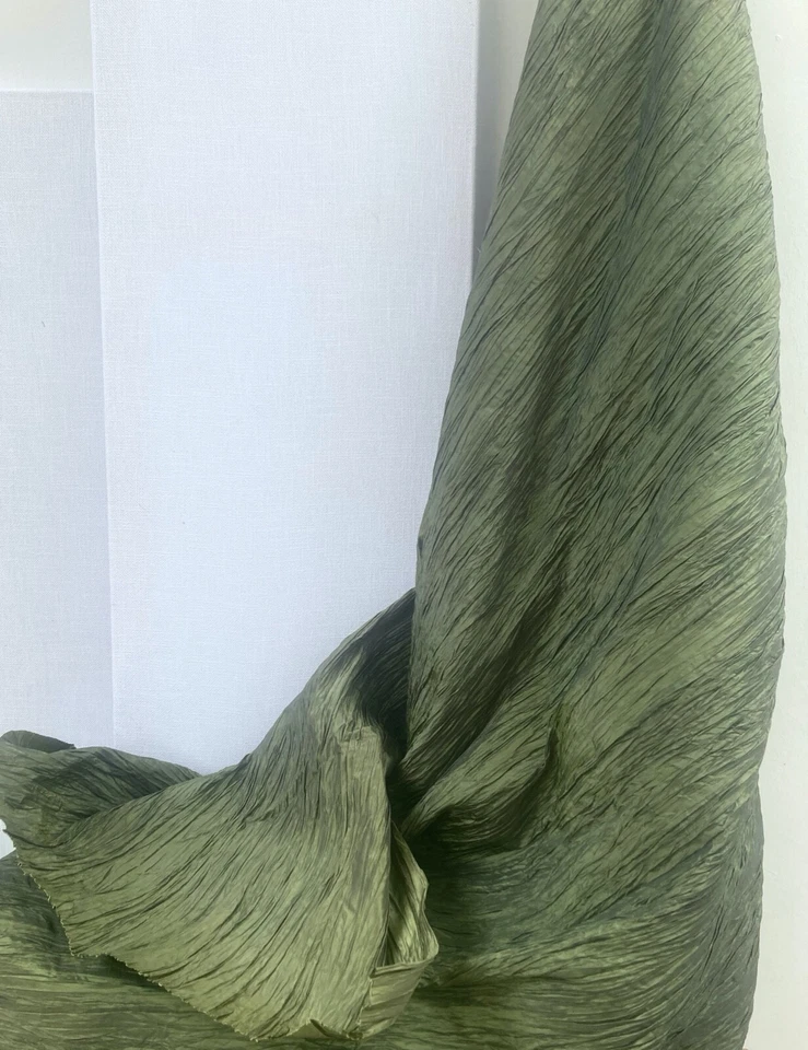 stoffdesign! SALE% 2,20 Meter TIZIANO*Plissee Stoff grün Taft Satin Nya Nordiska - Bild 4 von 4