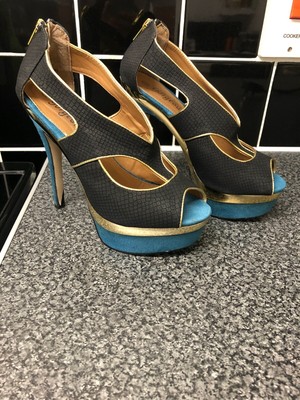 turquoise heels uk