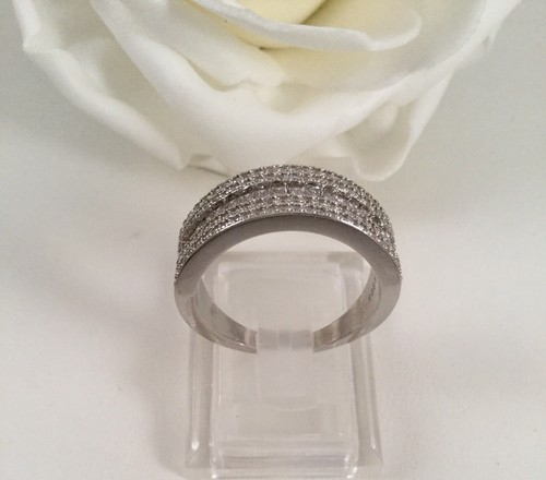 Vintage Jewellery Band Ring with White Sapphires Antique Art Deco Dress Jewelry - Picture 10 of 10
