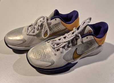 Nike Kobe Women's Size 7