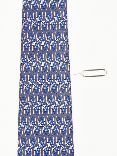Hermes Tie Silk Necktie 7119 FA Horse Bit & Ribbon Striped on Blue - Picture 7 of 7