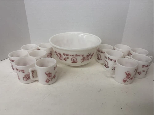 Vintage Hazel Atlas Tom&Jerry Egg Nog/Punch Set, 12 Cups Red/White