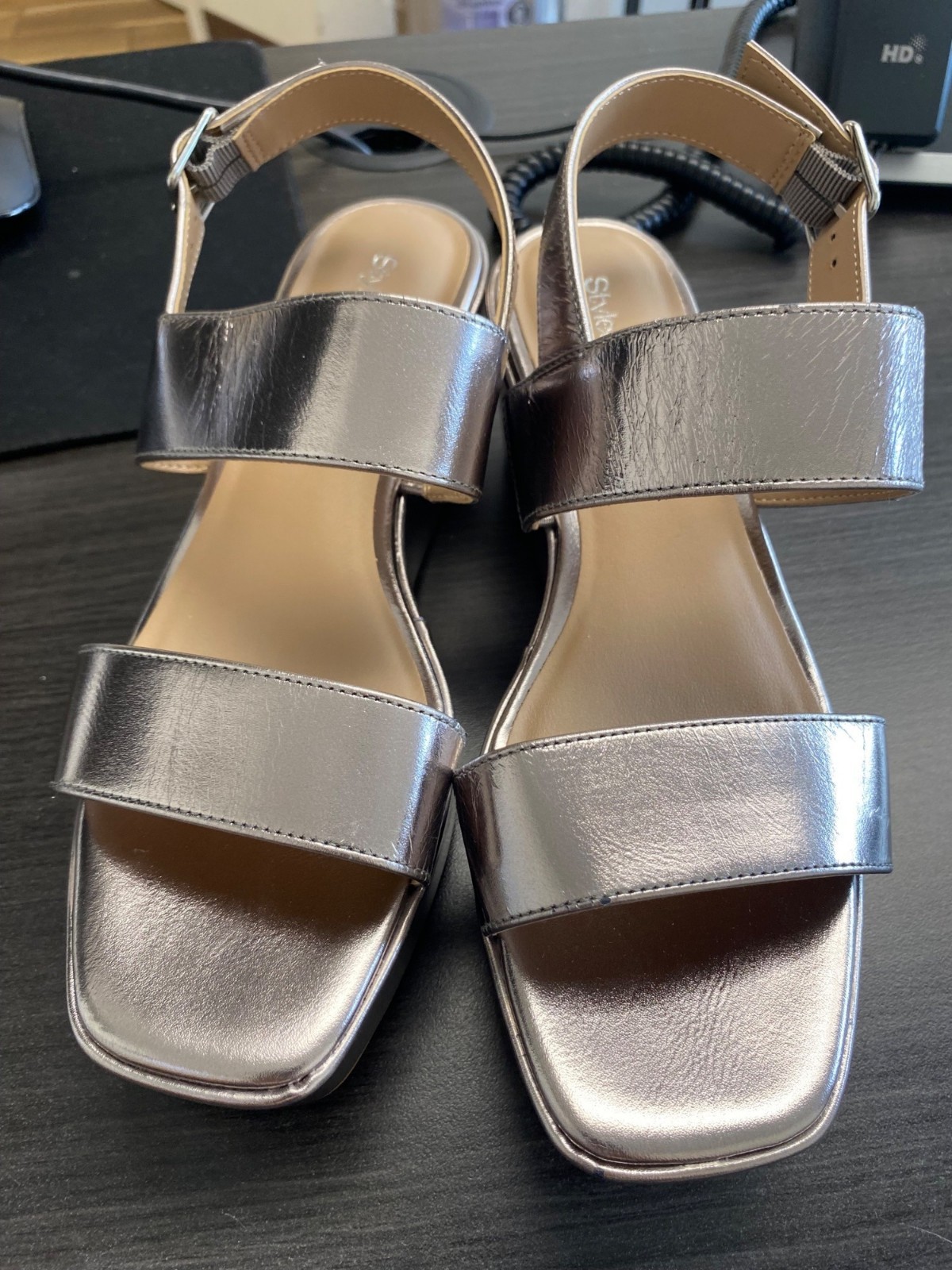 Style & Co Womens Ardenn Double Strap Wedge Sandals Silver Size 7 Defected