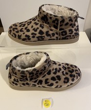 Juicy Couture Los Angeles, Ca. Suede Leopard Bootie Slippers Womens Size 9 M