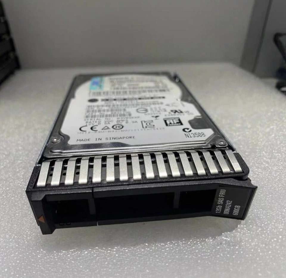 IBM 00NA242 00NA241 00NA245 600GB 10K SAS 12Gb 2.5in x3650 M5 System HDD Drive - Image 2 of 4